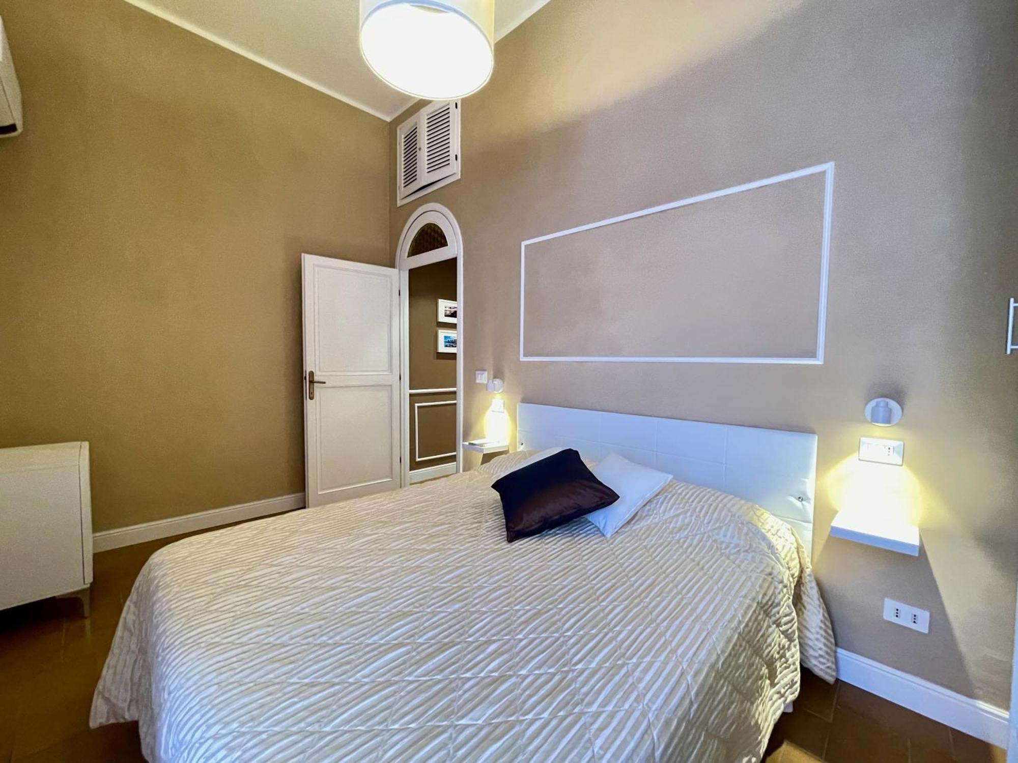 Casa Gramsci - Anzio Centro Apartment Bagian luar foto